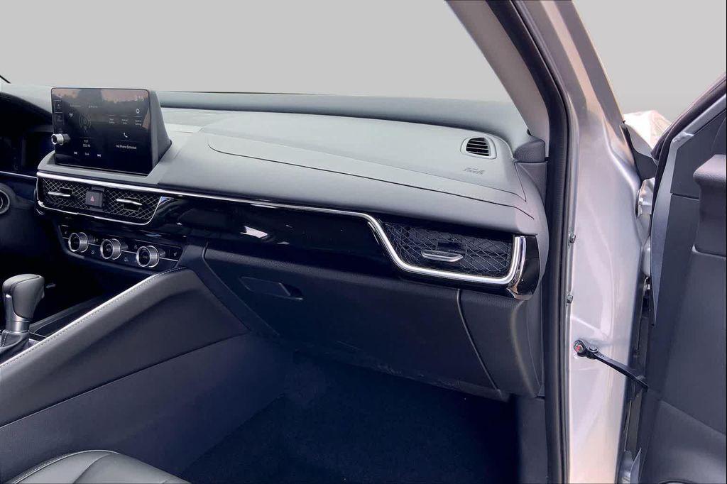 used 2025 Acura ADX car, priced at $32,620