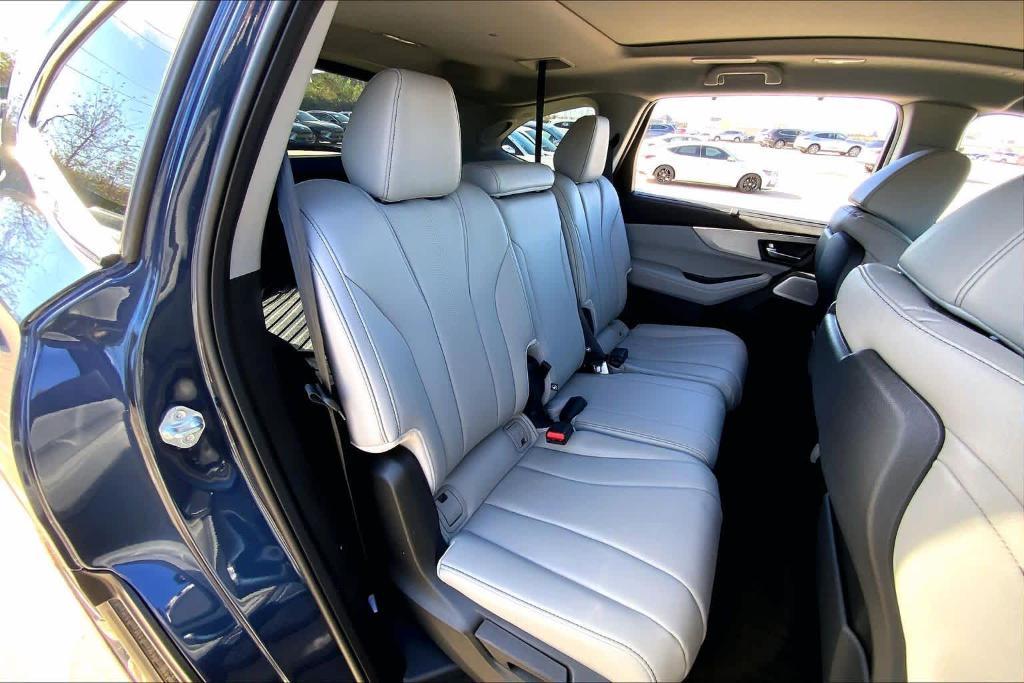 used 2026 Acura MDX car, priced at $53,895