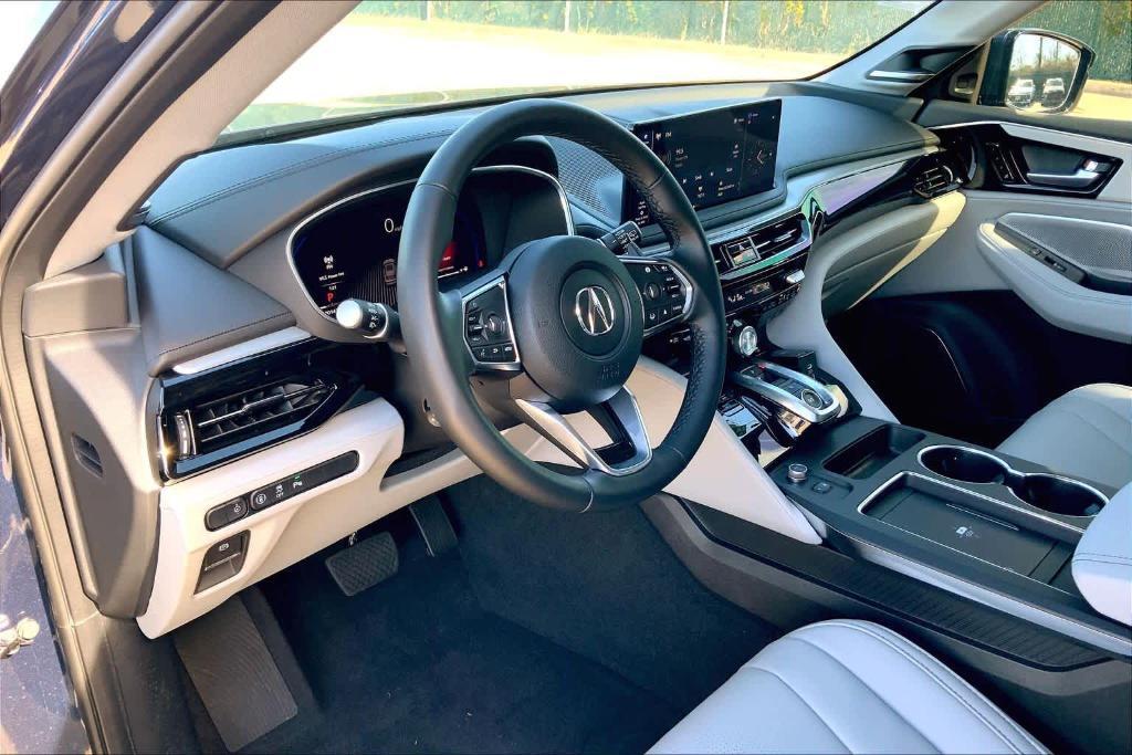 used 2026 Acura MDX car, priced at $53,895