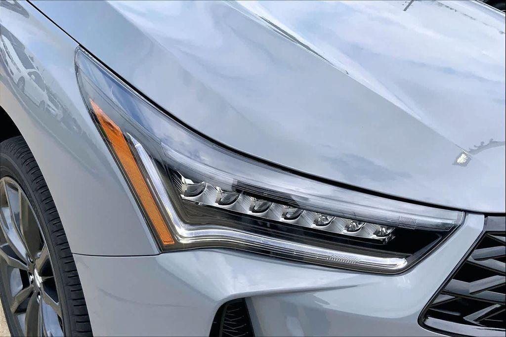 new 2026 Acura RDX car, priced at $52,975