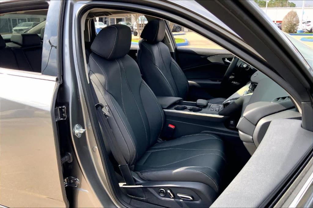 used 2025 Acura TLX car, priced at $37,395