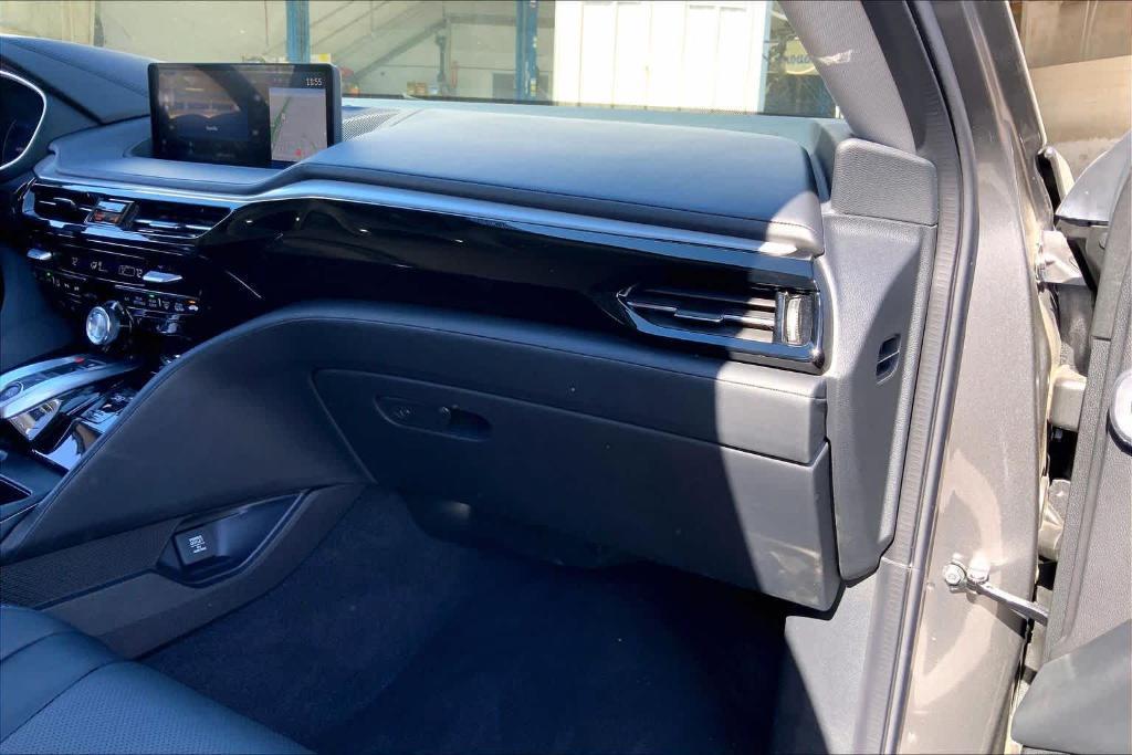 used 2024 Acura MDX car, priced at $43,295