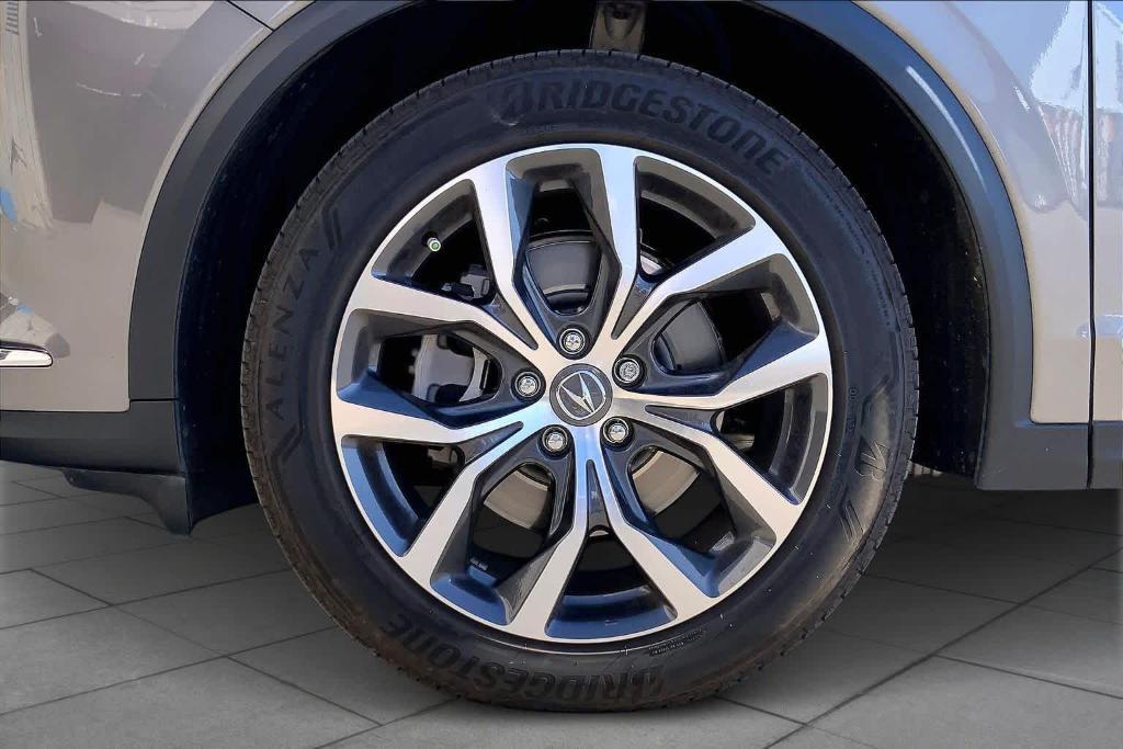 used 2024 Acura MDX car, priced at $43,295