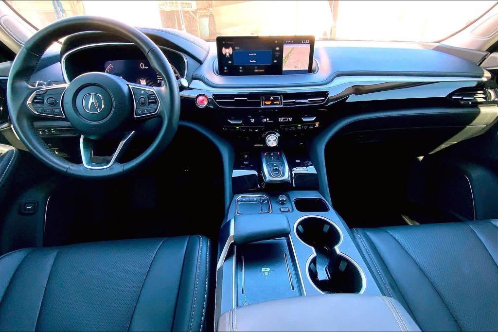 used 2024 Acura MDX car, priced at $43,295