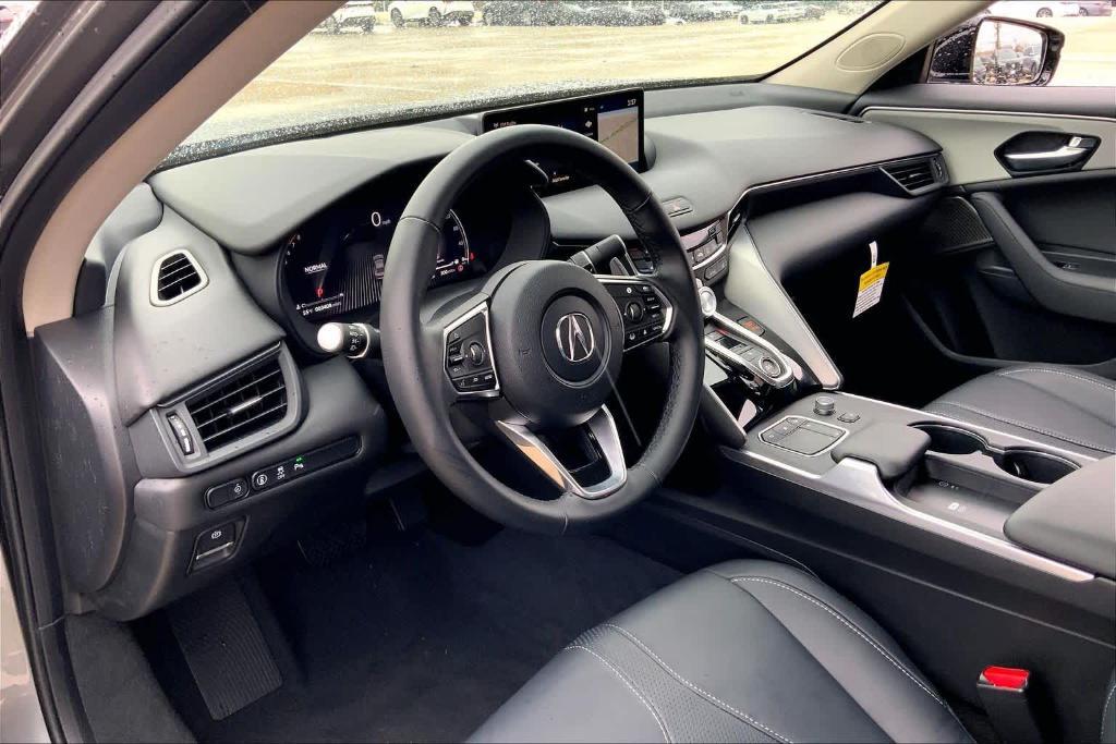 used 2025 Acura TLX car, priced at $38,895