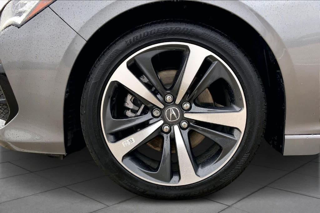 used 2025 Acura TLX car, priced at $38,895