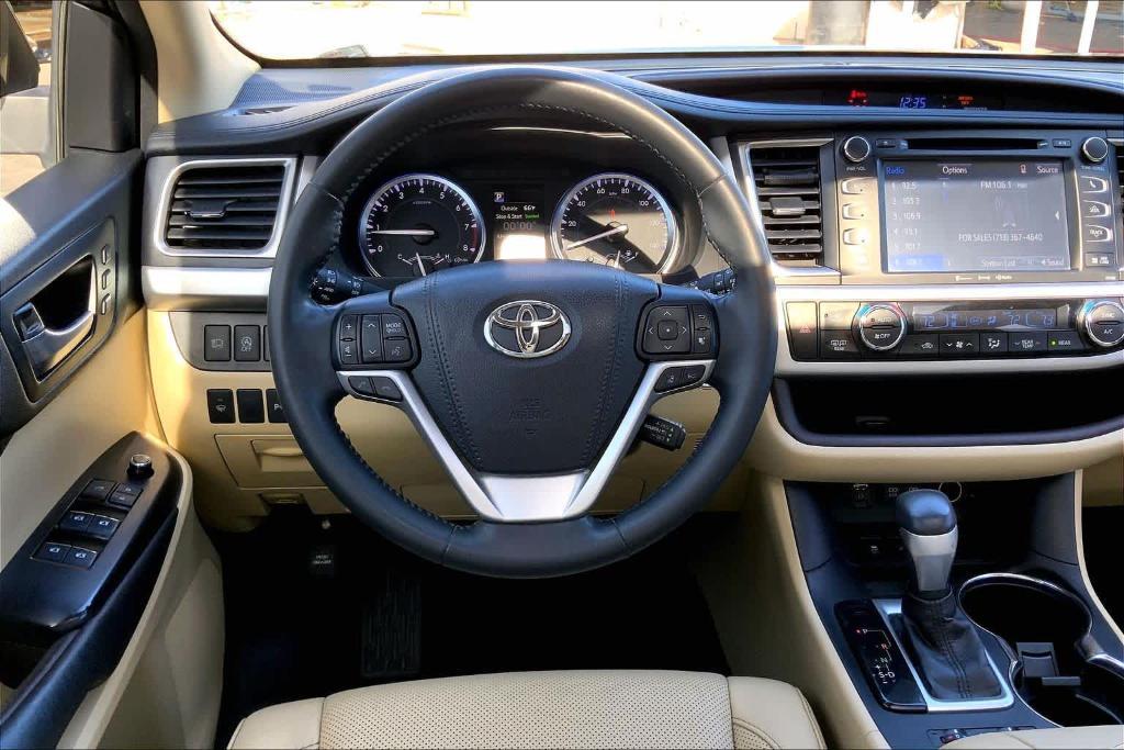 used 2017 Toyota Highlander car, priced at $22,795