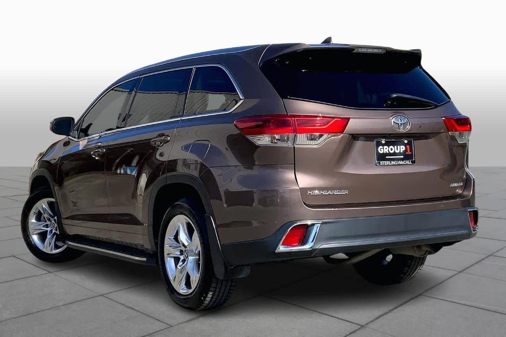 used 2017 Toyota Highlander car, priced at $22,795