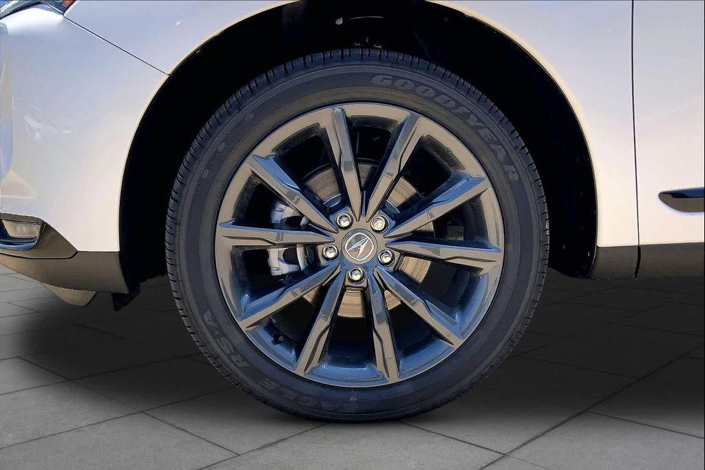 new 2026 Acura RDX car, priced at $52,975