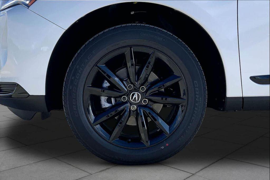 new 2026 Acura RDX car, priced at $47,375