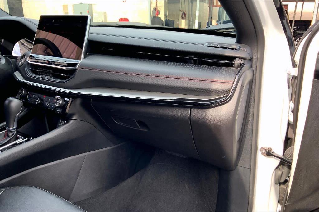 used 2025 Jeep Compass car, priced at $25,822