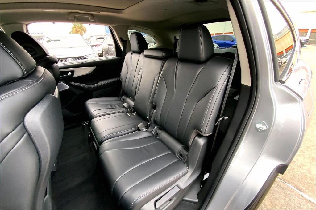 used 2026 Acura MDX car, priced at $52,395