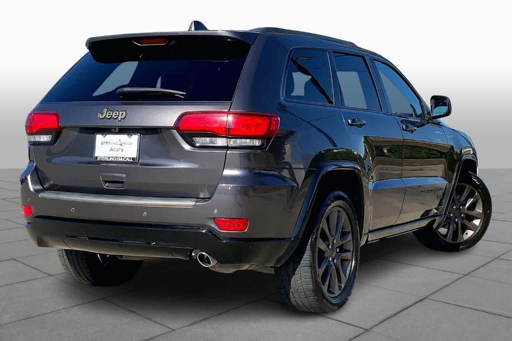 used 2016 Jeep Grand Cherokee car, priced at $15,895
