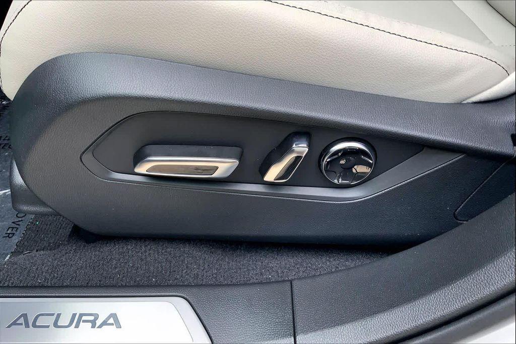 new 2026 Acura RDX car, priced at $47,375