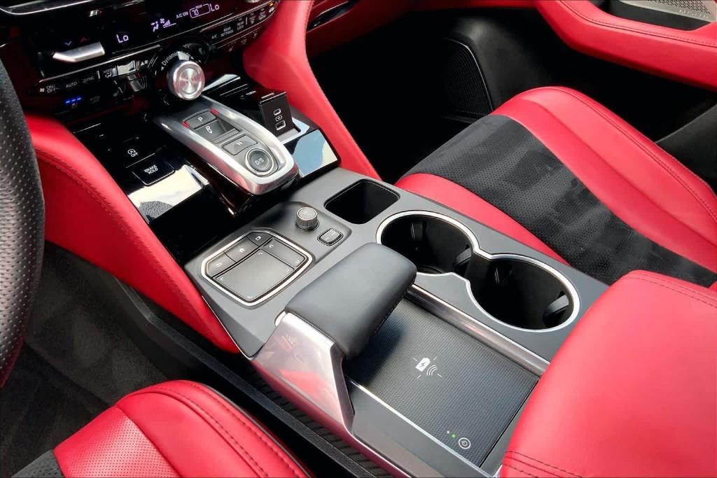 used 2022 Acura MDX car, priced at $39,195