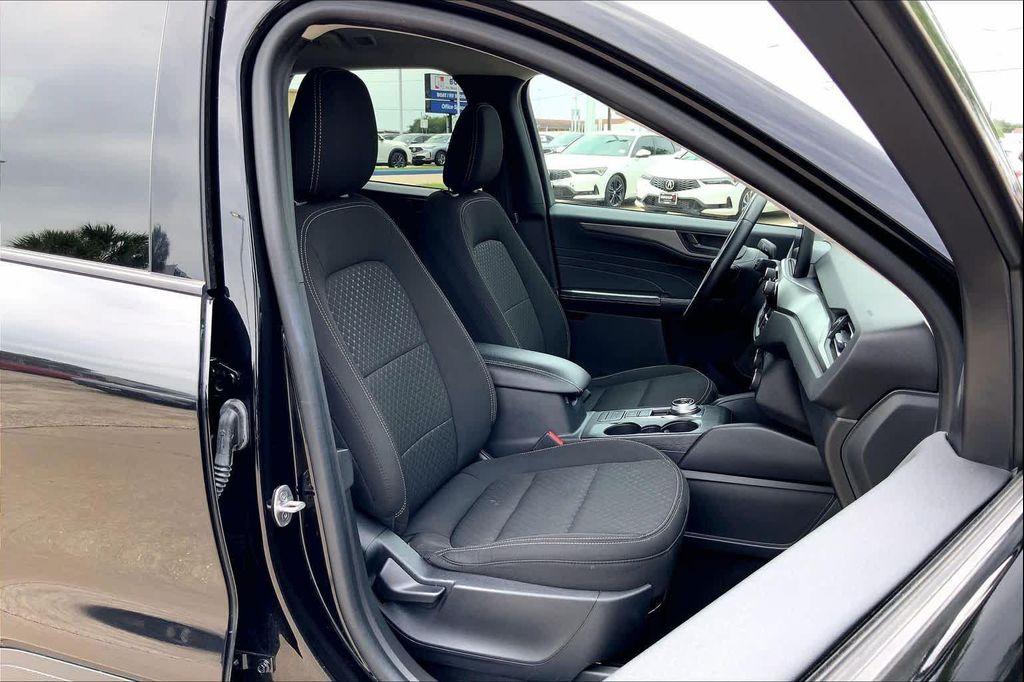 used 2024 Ford Escape car, priced at $19,895