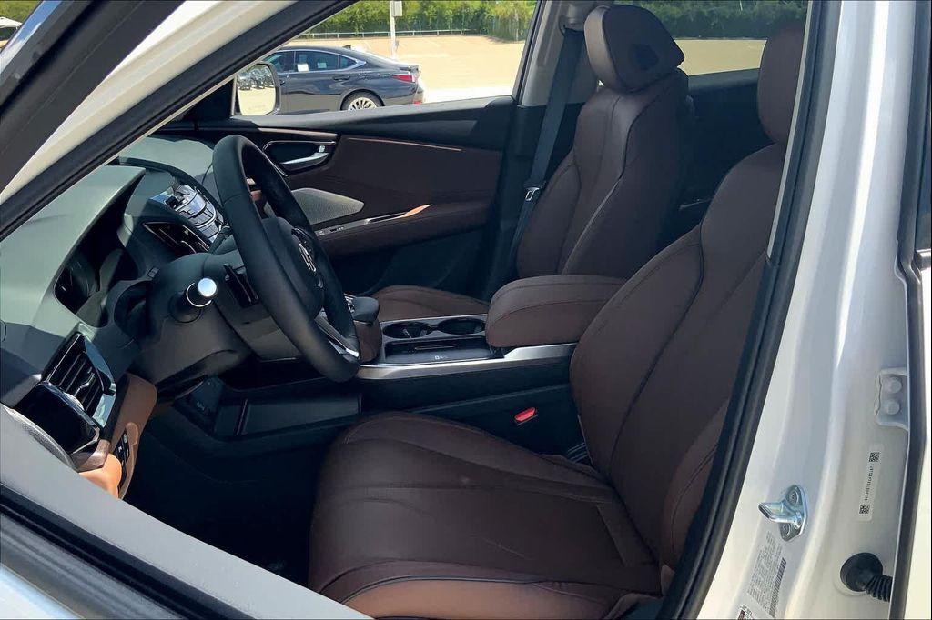 used 2025 Acura RDX car, priced at $46,020