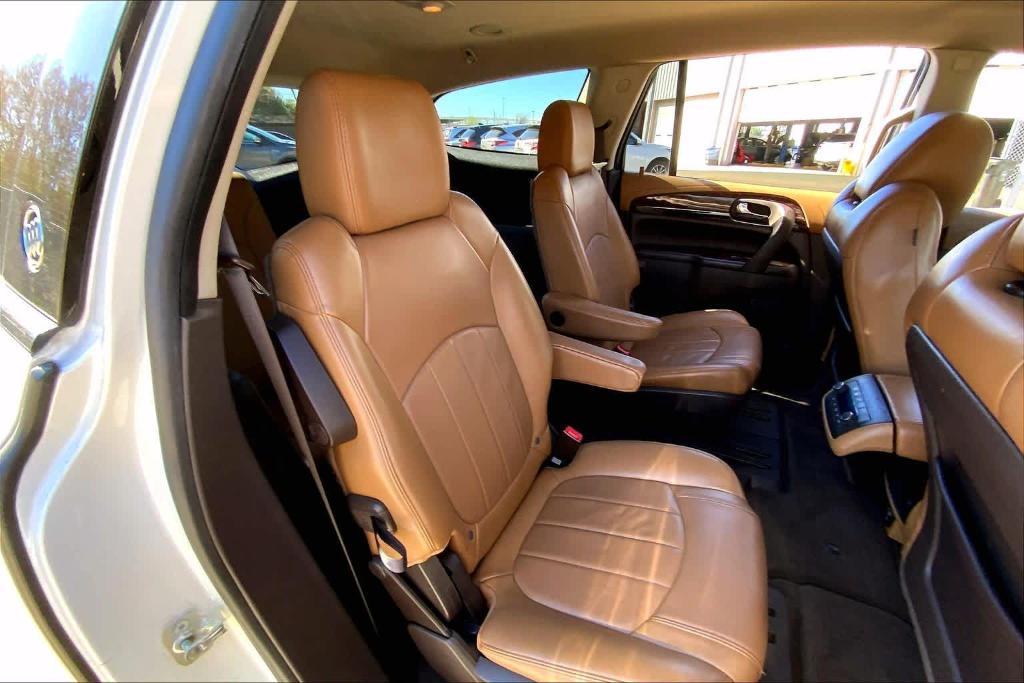 used 2015 Buick Enclave car, priced at $9,895