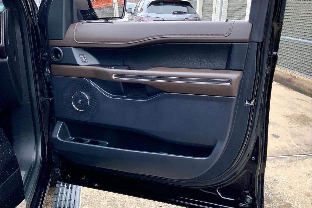 used 2020 Ford Expedition Max car, priced at $27,895