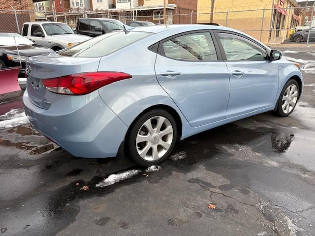 used 2013 Hyundai Elantra car