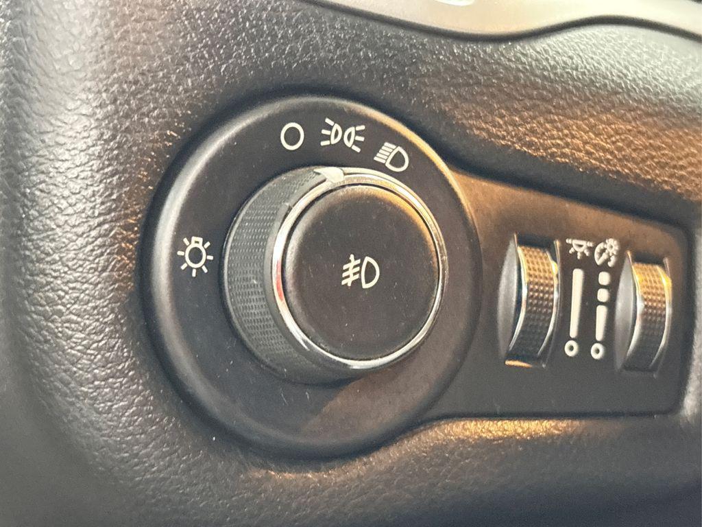 used 2014 Jeep Cherokee car, priced at $8,599