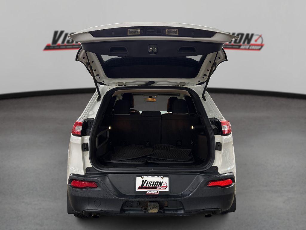 used 2014 Jeep Cherokee car, priced at $8,599