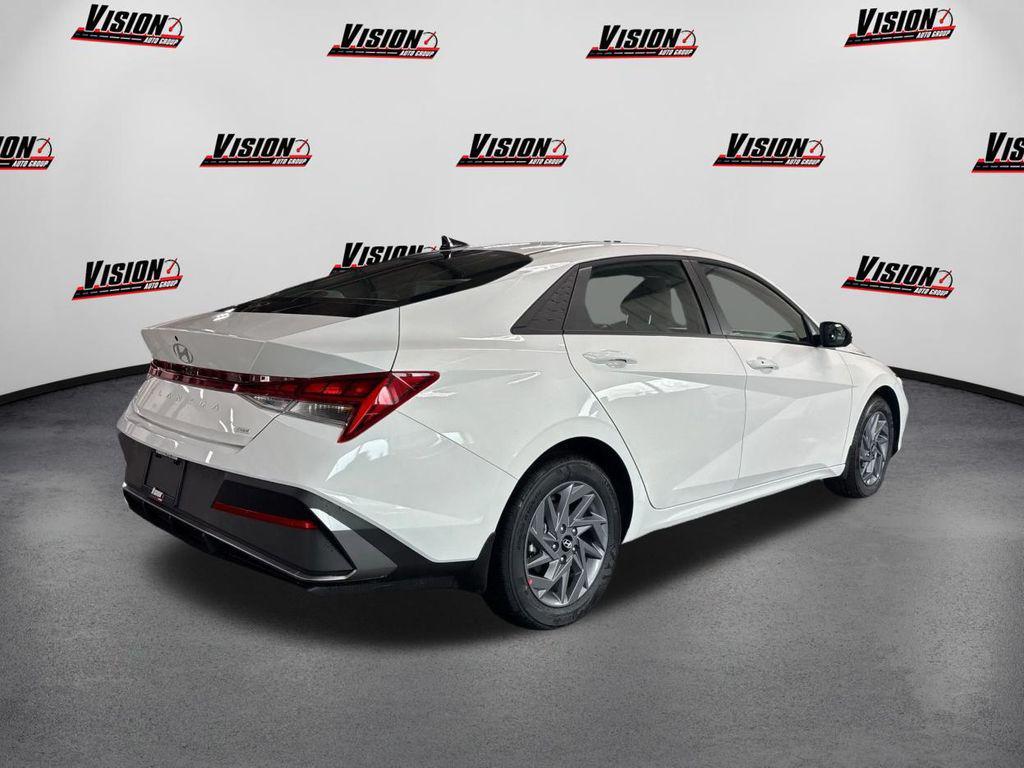 new 2026 Hyundai ELANTRA HEV car, priced at $25,295
