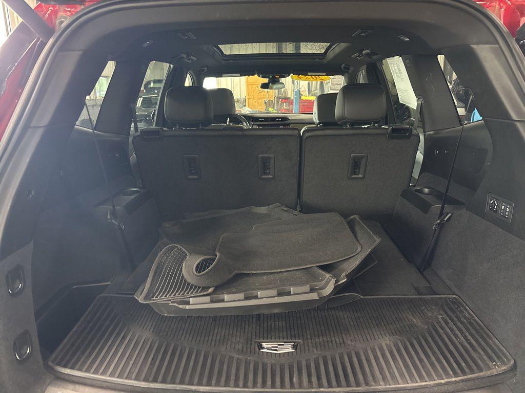 used 2024 Cadillac XT6 car, priced at $45,999