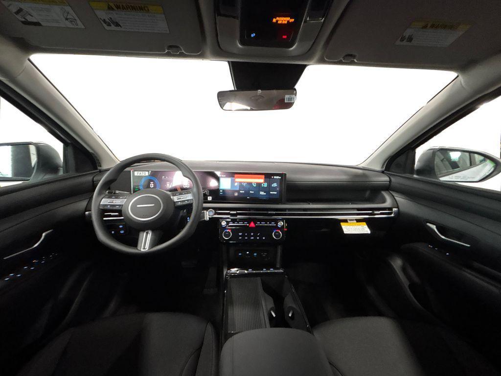 new 2026 Hyundai TUCSON Hybrid car, priced at $31,670