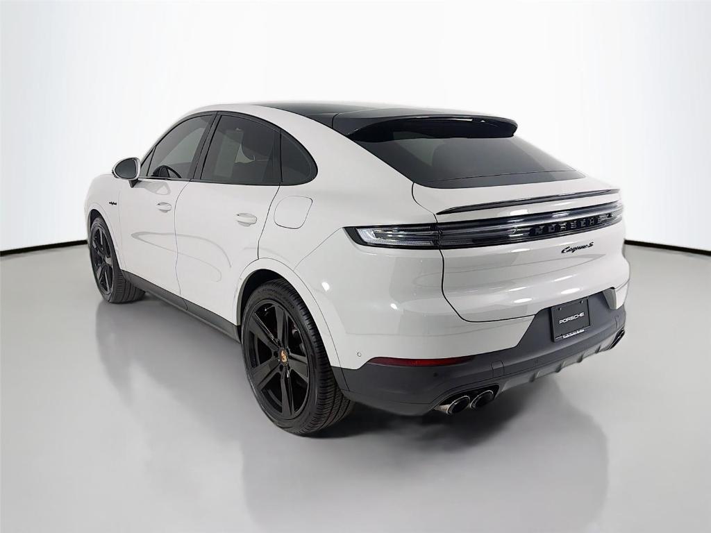 used 2025 Porsche Cayenne car, priced at $125,989