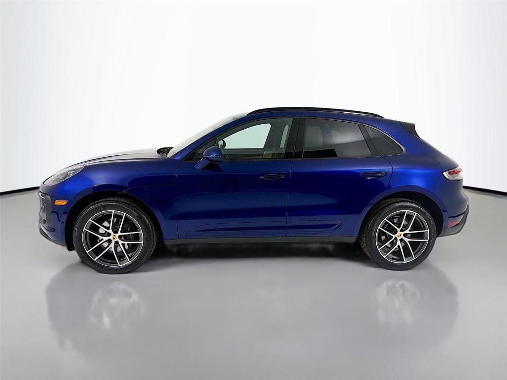 used 2023 Porsche Macan car