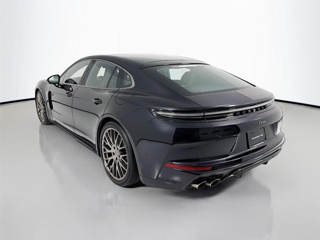 new 2025 Porsche Panamera car