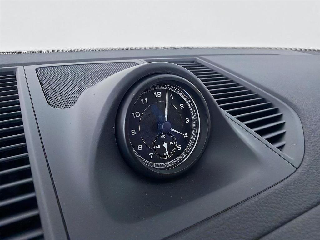 new 2026 Porsche Macan car