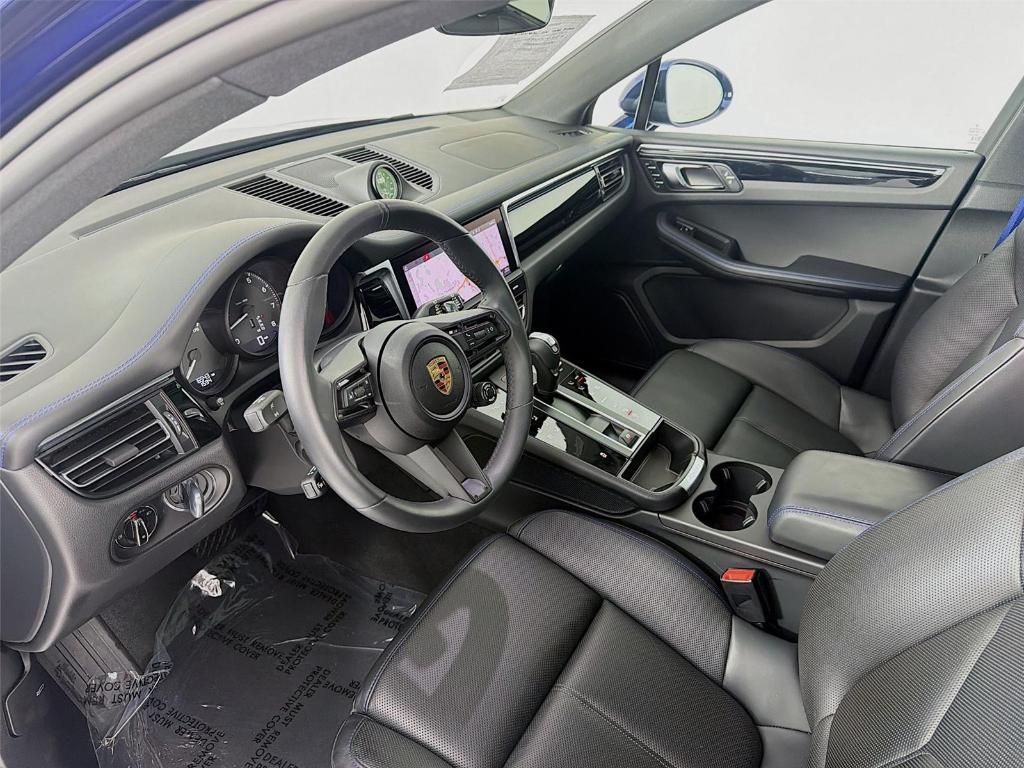 used 2025 Porsche Macan car