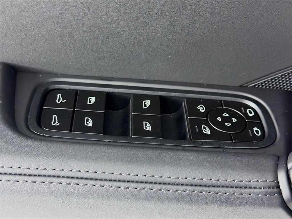 new 2026 Porsche Cayenne car