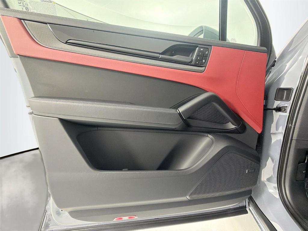 new 2026 Porsche Cayenne car