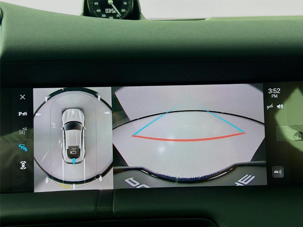 new 2025 Porsche Taycan car