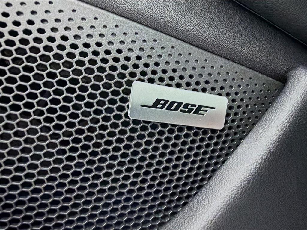 new 2025 Porsche Taycan car