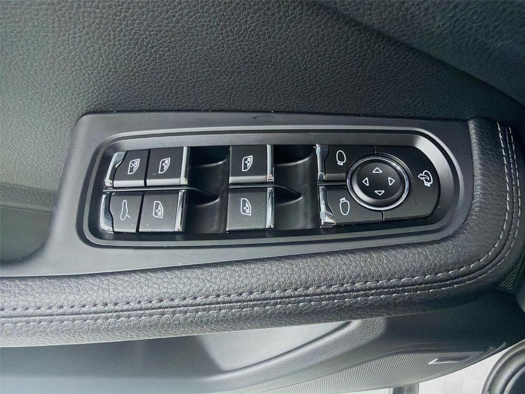 used 2025 Porsche Macan car, priced at $67,900