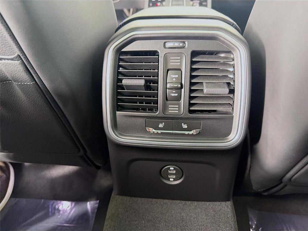 new 2026 Porsche Macan car