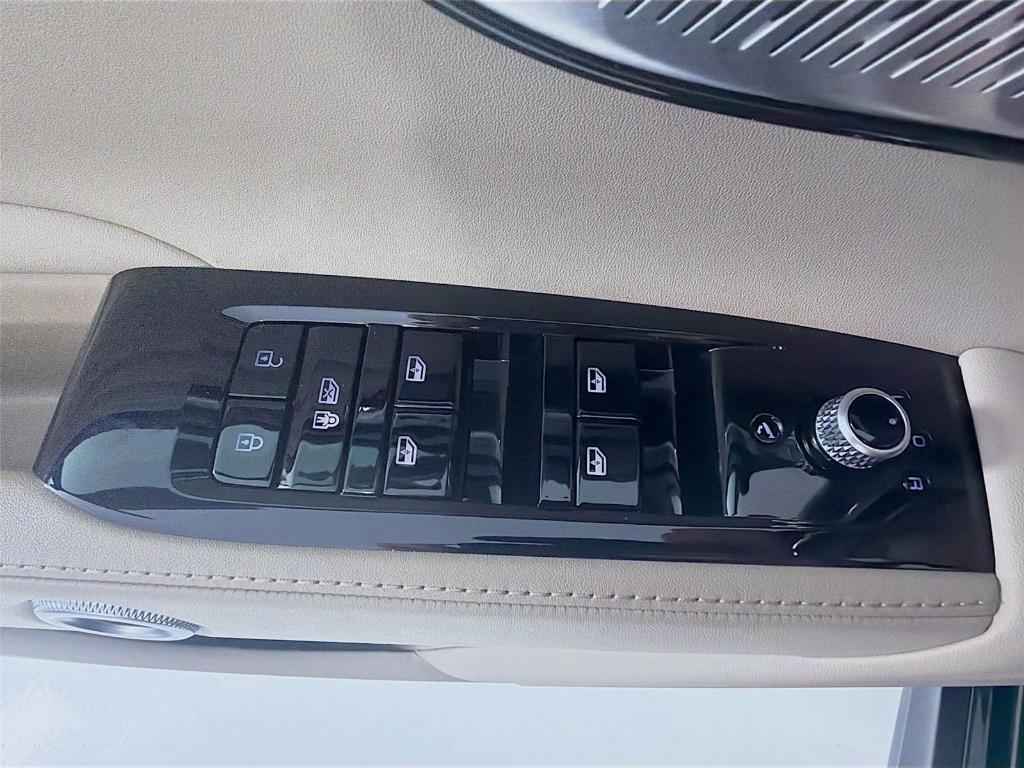 used 2023 Maserati Grecale car, priced at $36,900