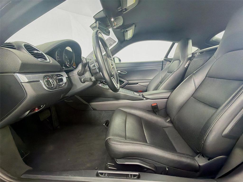 used 2022 Porsche 718 Cayman car