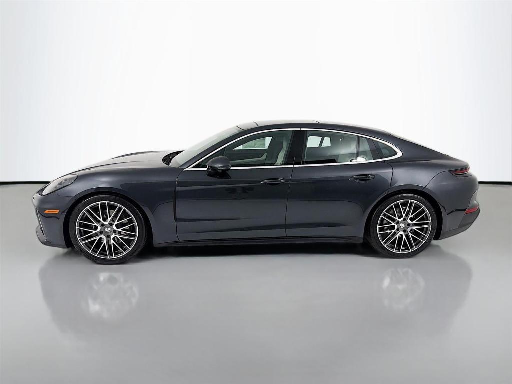 new 2026 Porsche Panamera car