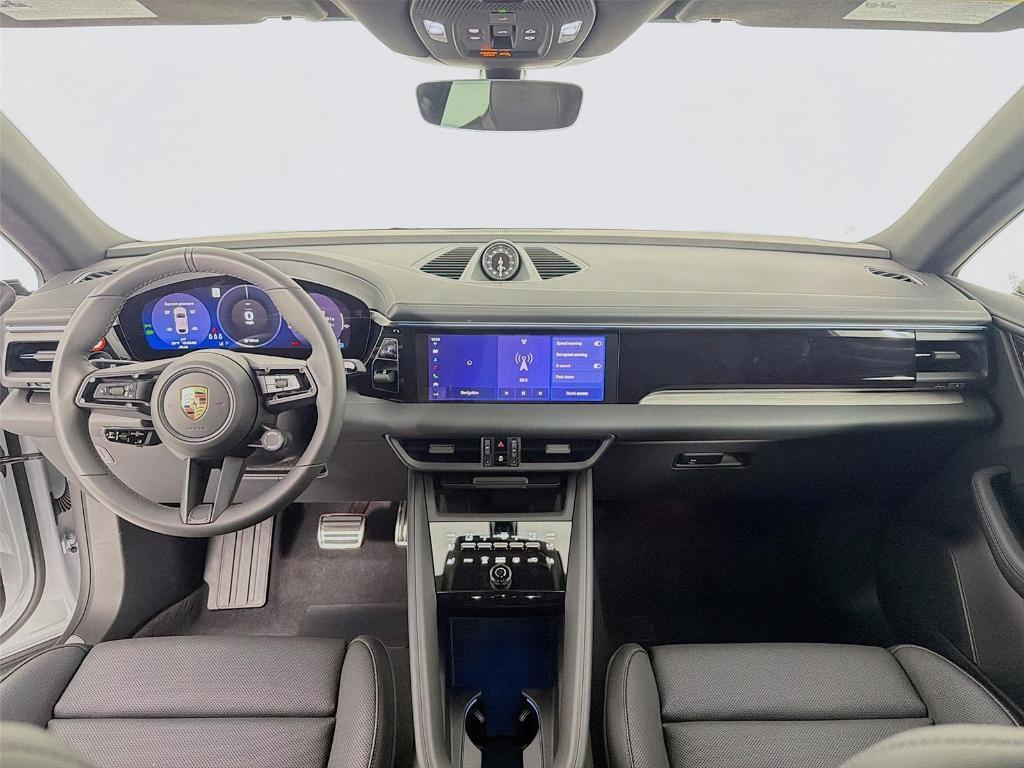 new 2025 Porsche Macan car