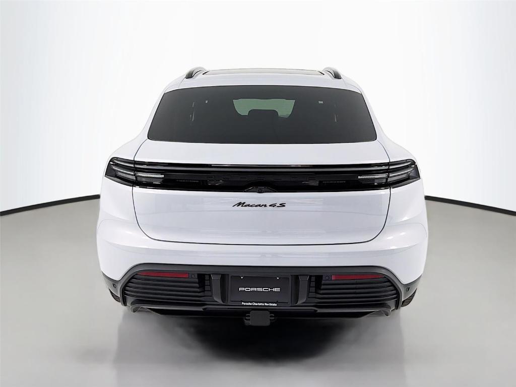 new 2025 Porsche Macan car