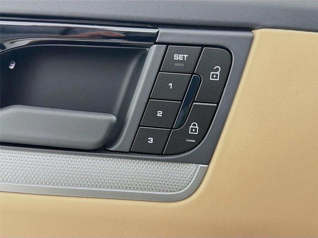 new 2026 Porsche Cayenne car