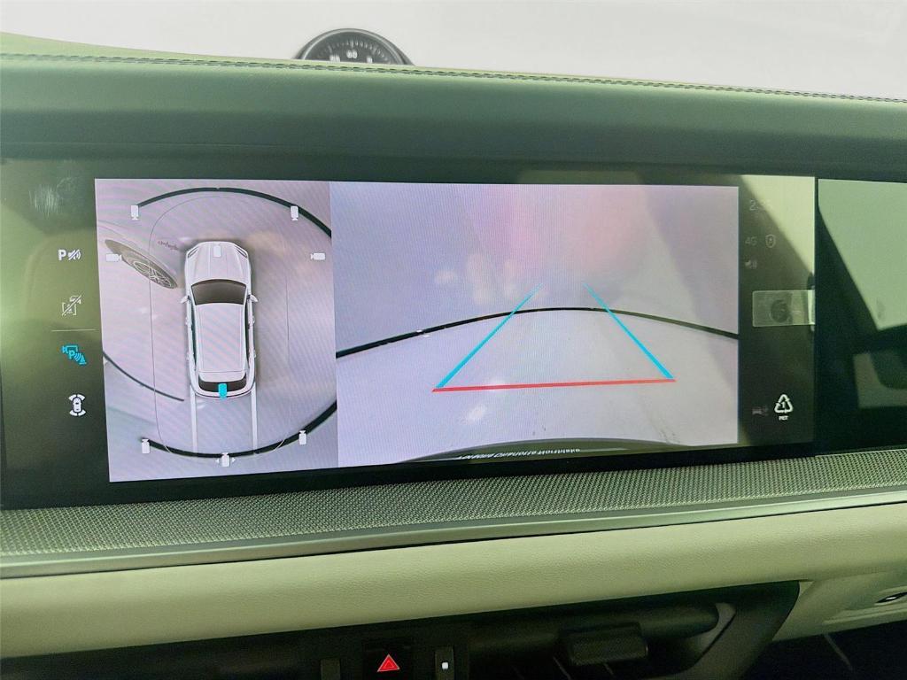 new 2026 Porsche Cayenne car