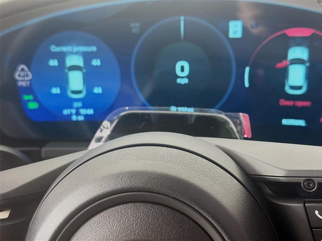 new 2026 Porsche Macan car