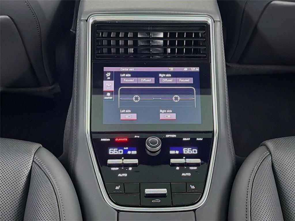 used 2023 Porsche Panamera car