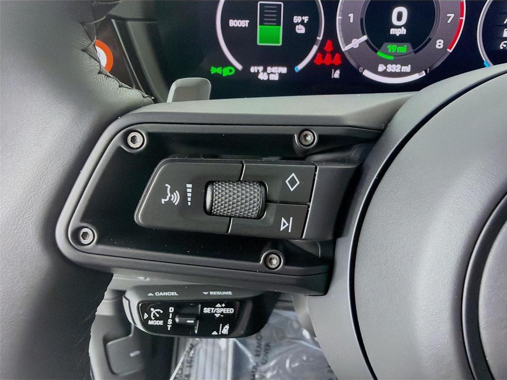 new 2025 Porsche Cayenne car